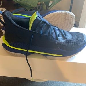 Men’s Blue Under Armour Size 11 Curry